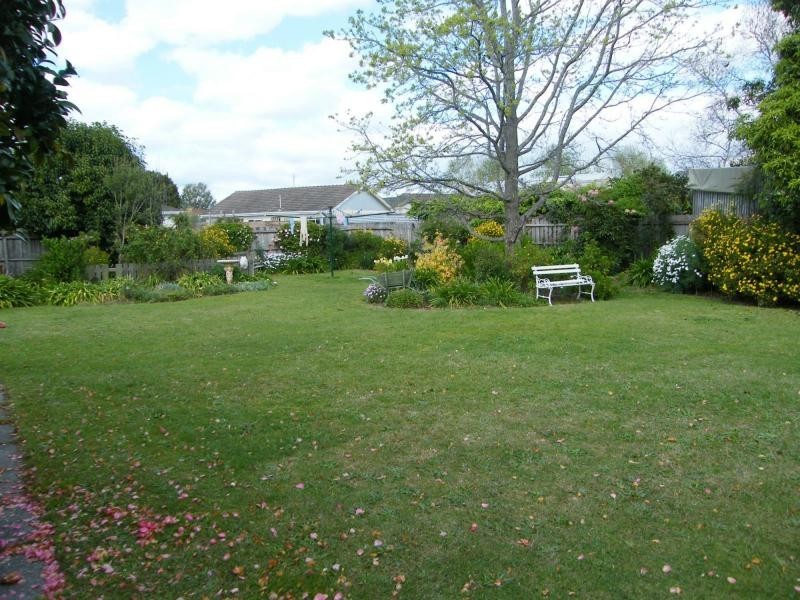 9 Warde, Bairnsdale VIC 3875