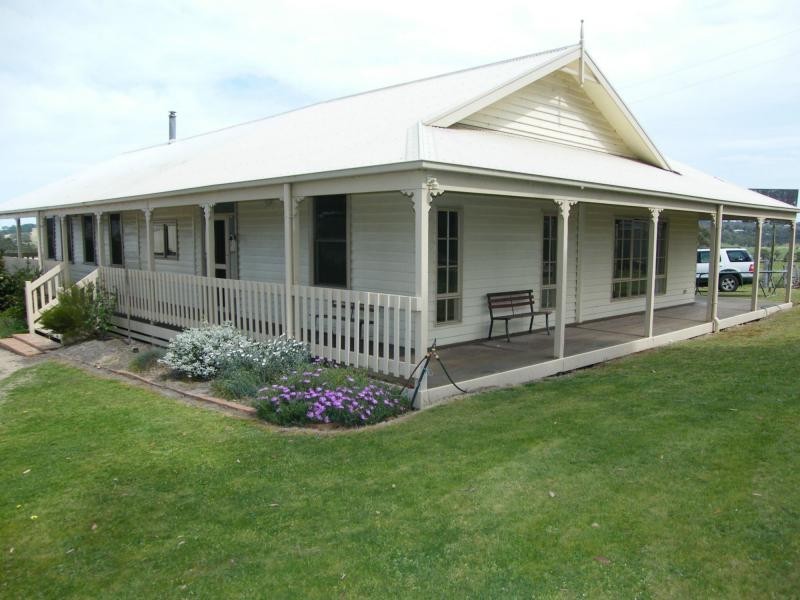 31 Woods Road, Wy Yung VIC 3875