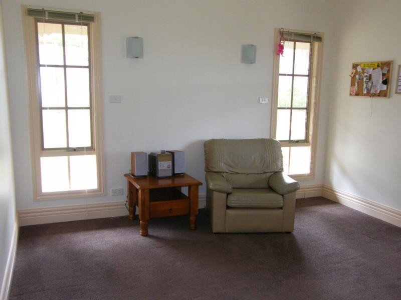 31 Woods Road, Wy Yung VIC 3875