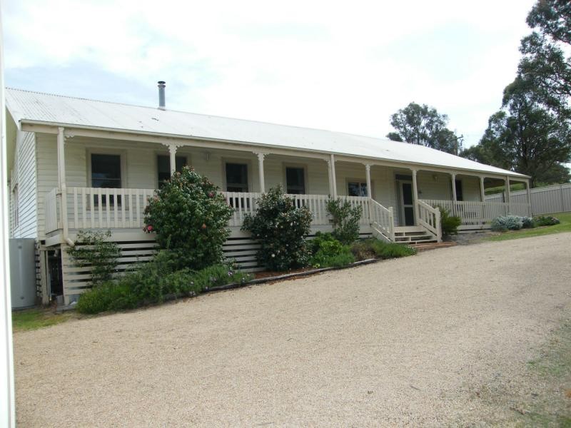 31 Woods Road, Wy Yung VIC 3875