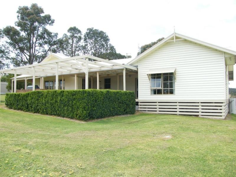 31 Woods Road, Wy Yung VIC 3875