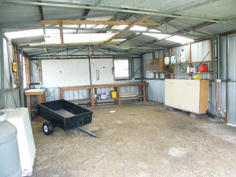 31 Woods Road, Wy Yung VIC 3875