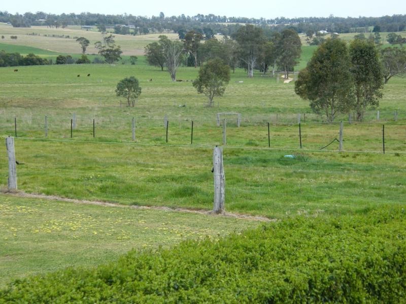 31 Woods Road, Wy Yung VIC 3875