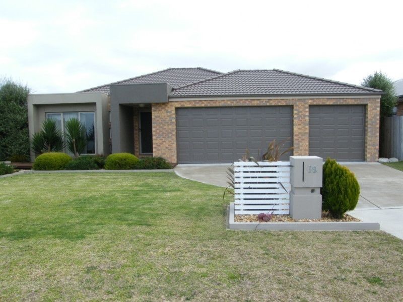 19 The Grange, Paynesville VIC 3880