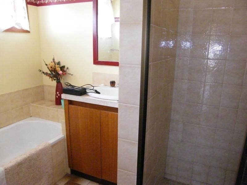 18 White Court, Eagle Point VIC 3878