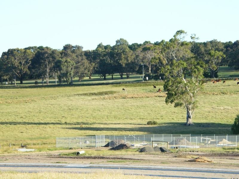 65 Eagle Point Road, Eaglepoint Landing, Eagle Point VIC 3878