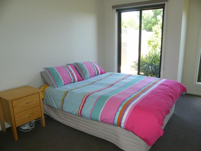 28 Eagle Bay Terrace, Eagle Bay Village, Paynesville VIC 3880