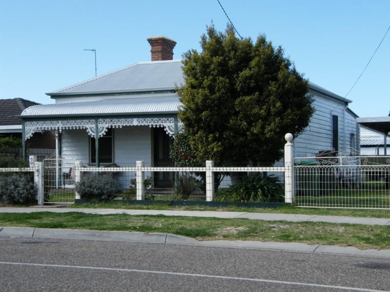 18 Langford Parade, Paynesville VIC 3880