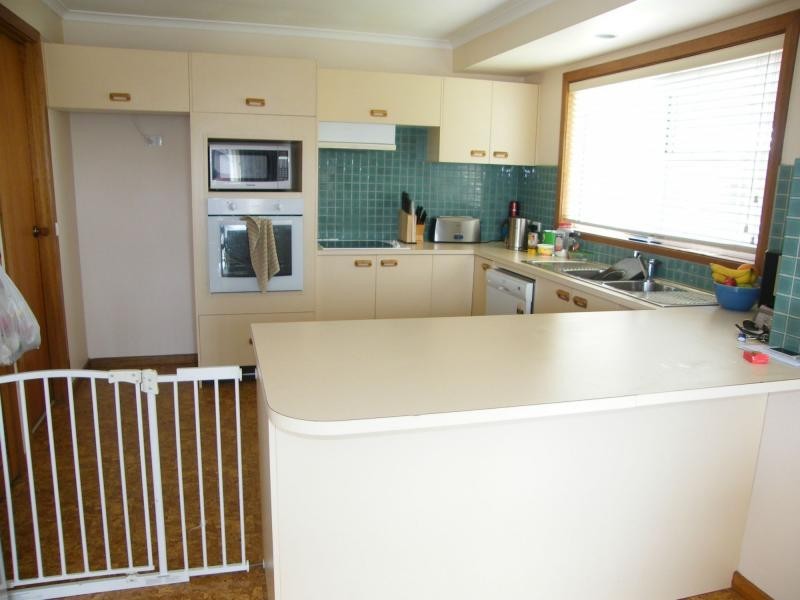 2 Parkwood Close, Paynesville VIC 3880