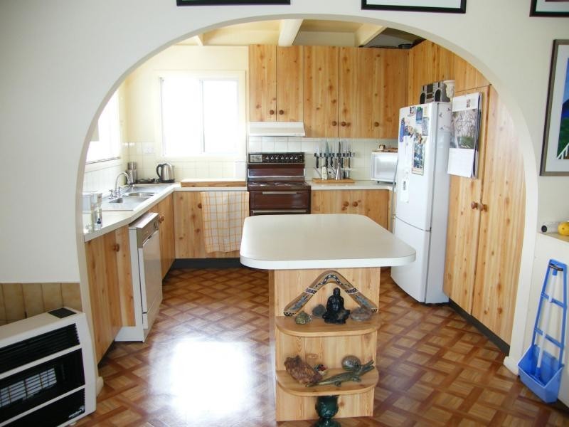 4 Tanjil Avenue, Paynesville VIC 3880