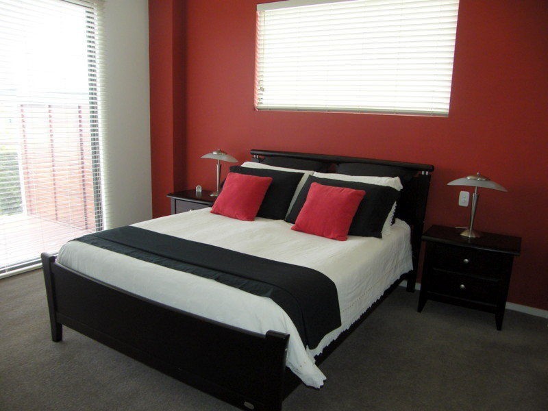 53 Sea Lakes Close, Lakes Entrance VIC 3909