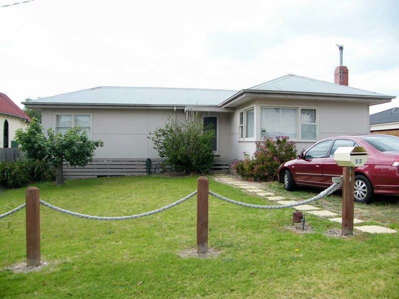 32 Toonalook Parade, Paynesville VIC 3880