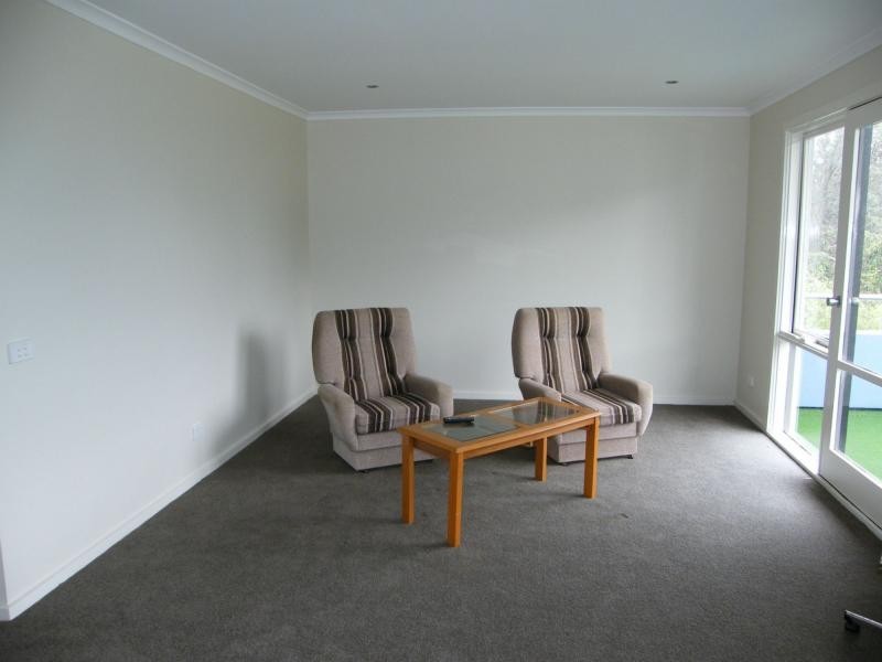 21 Seventh Parade, Raymond Island VIC 3880