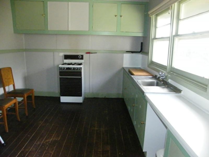 6 Dahlsen, Bairnsdale VIC 3875