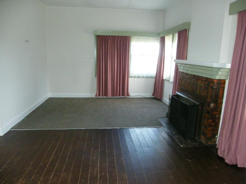 6 Dahlsen, Bairnsdale VIC 3875