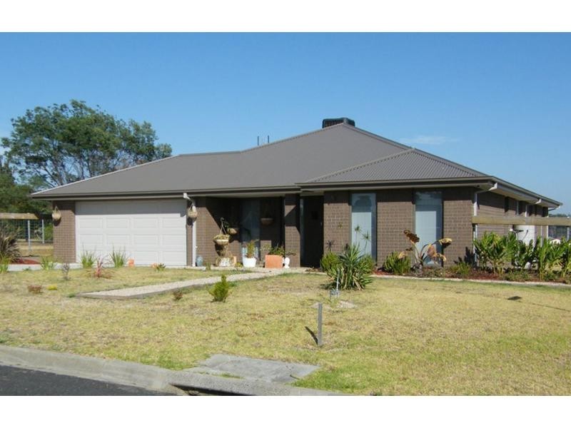 14 Horizon, Newlands Arm VIC 3875