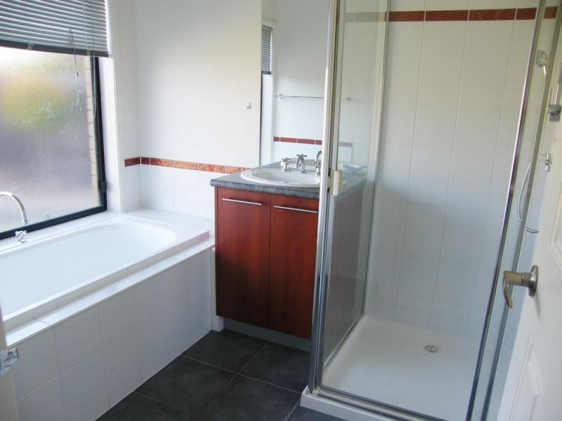 62 Balmoral Crescent, Bairnsdale VIC 3875