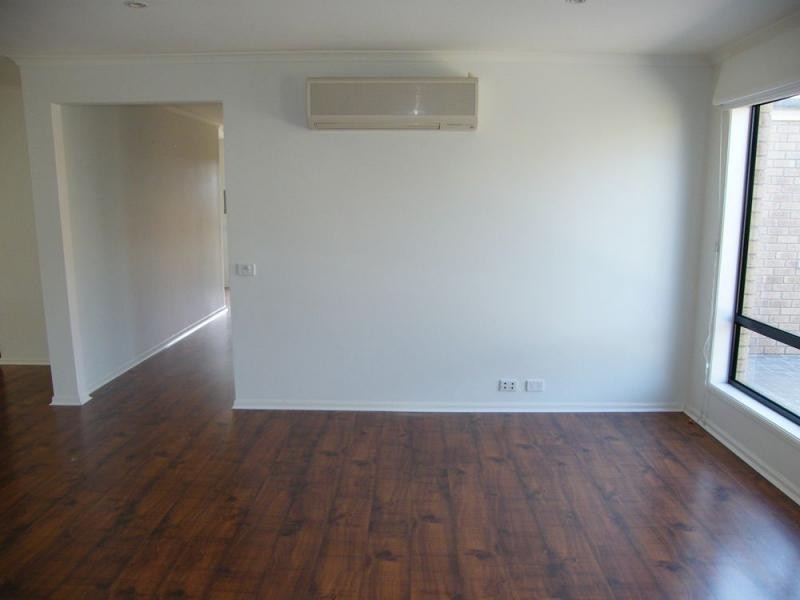 62 Balmoral Crescent, Bairnsdale VIC 3875