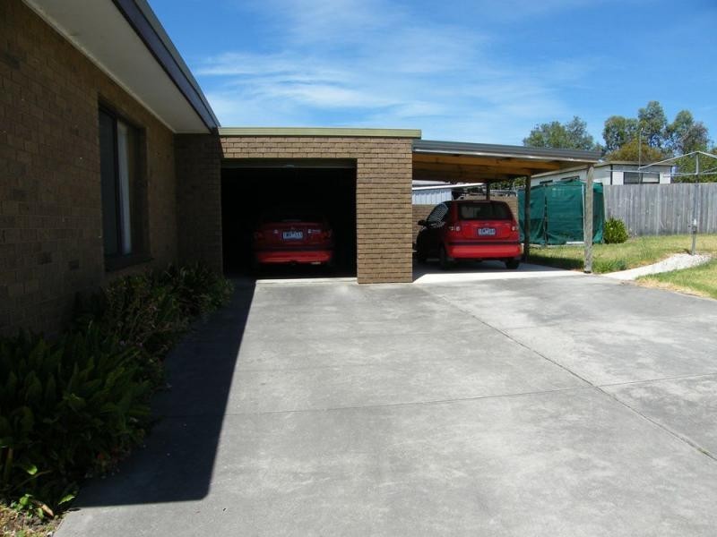 108 Princes Highway, Bairnsdale VIC 3875