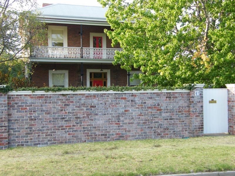 67 Pearson, Bairnsdale VIC 3875