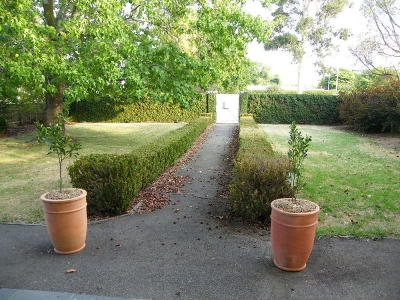 67 Pearson, Bairnsdale VIC 3875