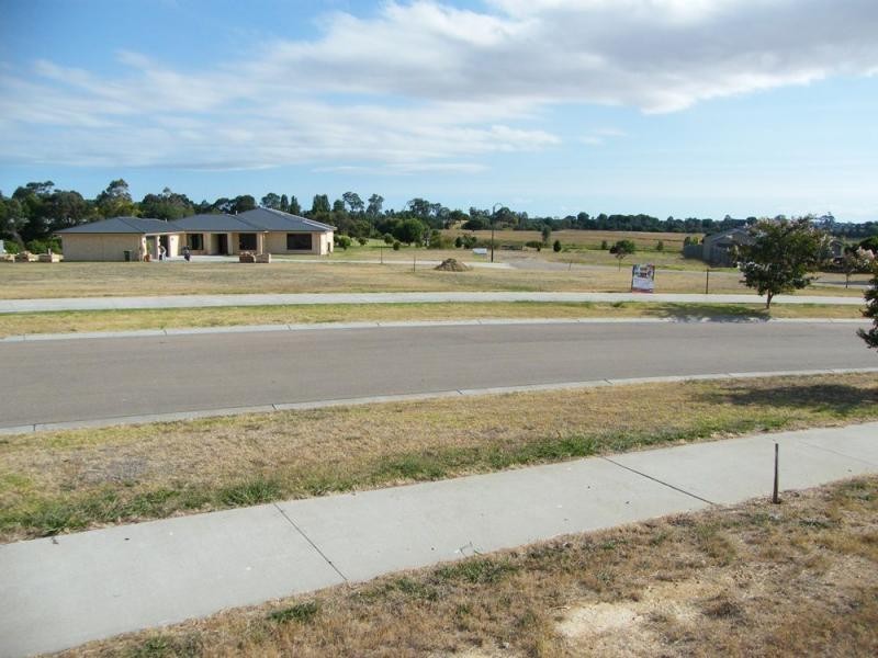 L1/10 Morton Drive, Eastwood, Bairnsdale VIC 3875