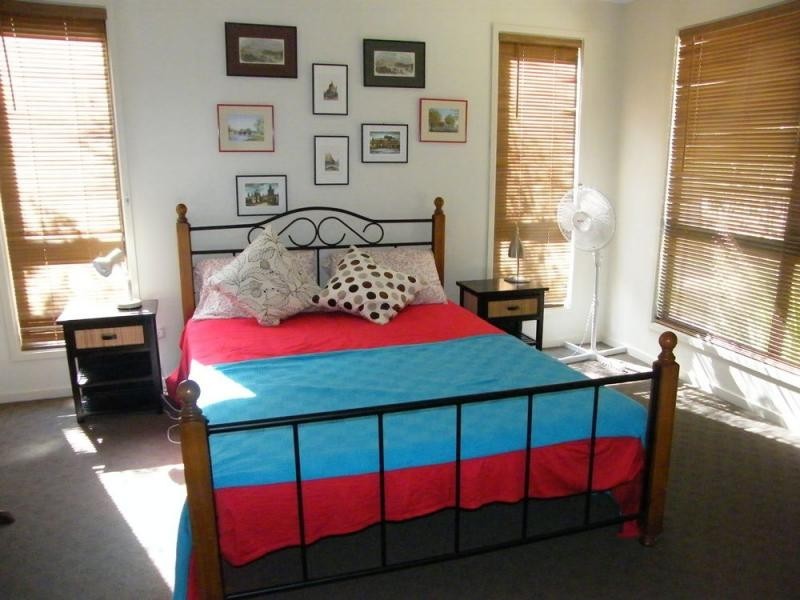 30 Seventh, Raymond Island VIC 3880