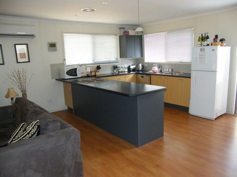 30 Seventh, Raymond Island VIC 3880