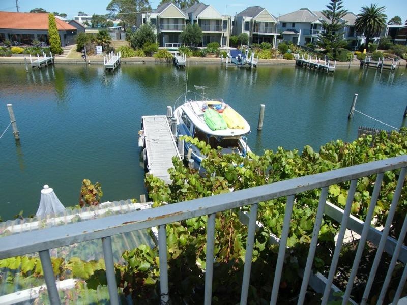 1-7 King, Paynesville VIC 3880