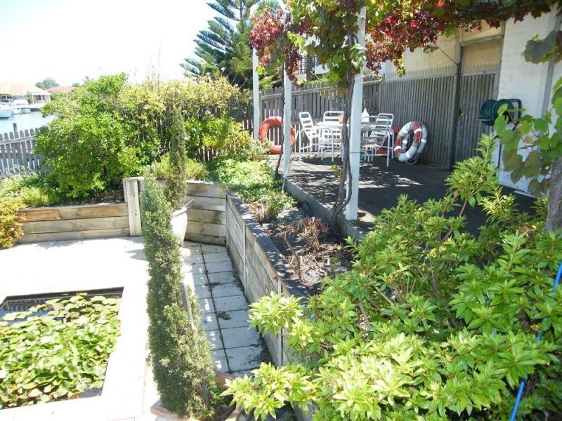 1-7 King, Paynesville VIC 3880