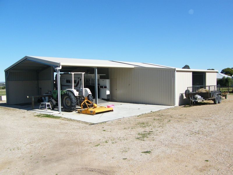 130 Olivers Road, Bairnsdale VIC 3875