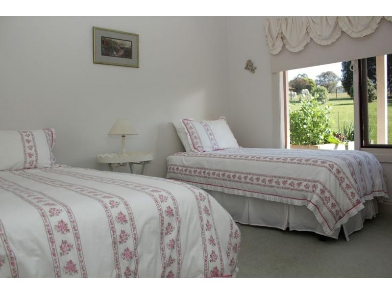 100 Doyles Road, Bairnsdale VIC 3875