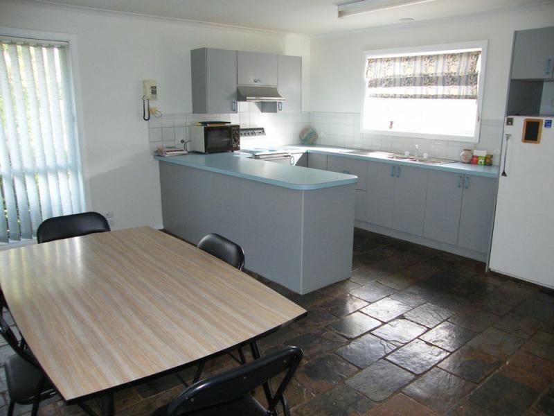 35 Sixth, Raymond Island VIC 3880