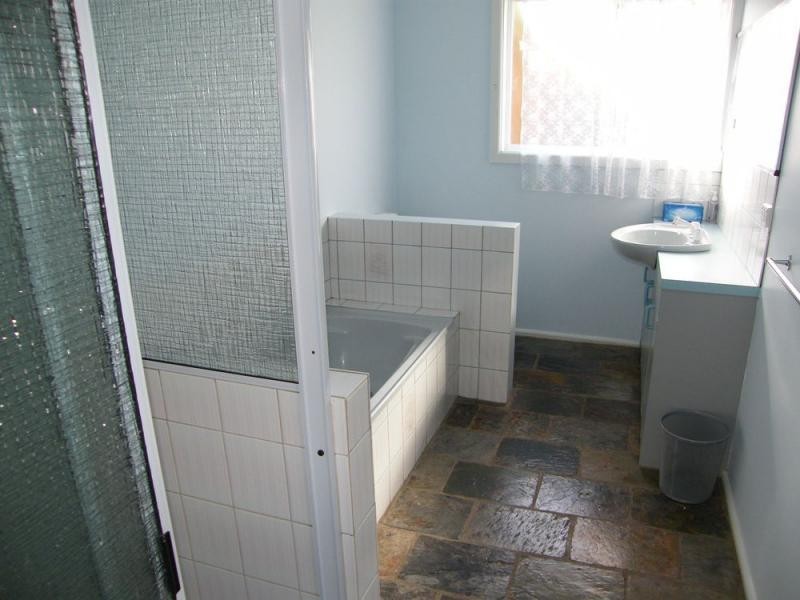 35 Sixth, Raymond Island VIC 3880