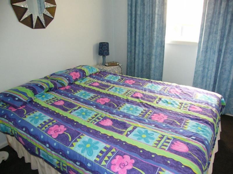 35 Sixth, Raymond Island VIC 3880