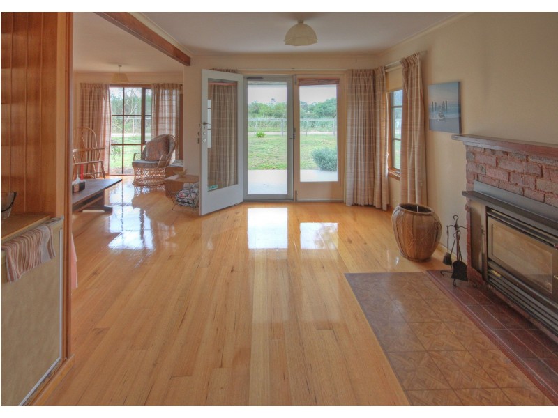 496 Rivermouth Rd, Eagle Point VIC 3878