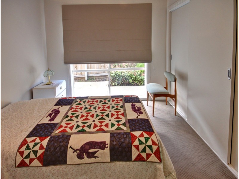 22 Mccallum Dr, Eastwood VIC 3875