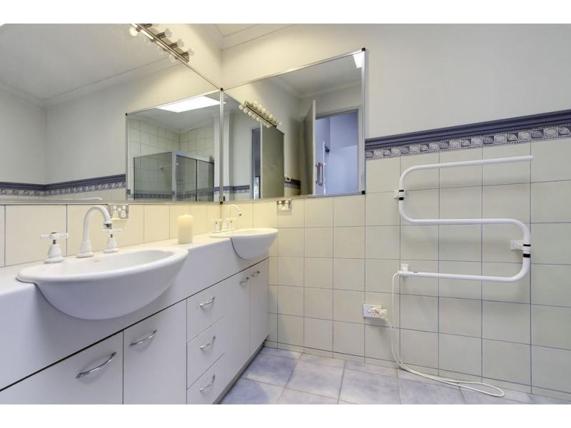 61 Newlands, Paynesville VIC 3880