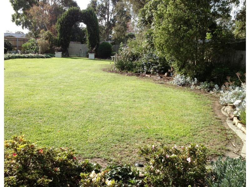 9 Finchley, Bairnsdale VIC 3875