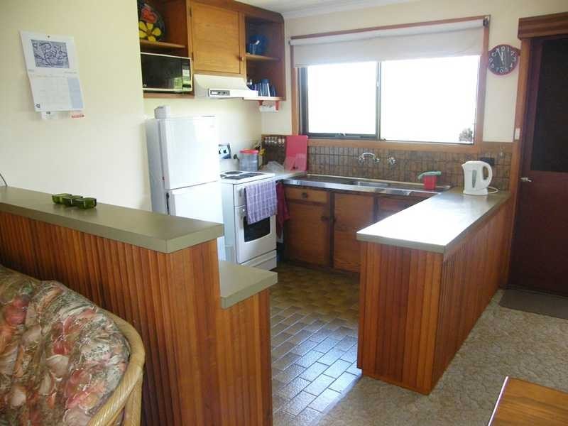 19 Fifth Parade, Raymond Island VIC 3880