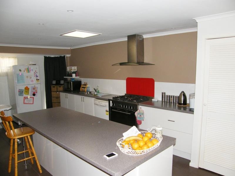 14 Canal Road, Paynesville VIC 3880