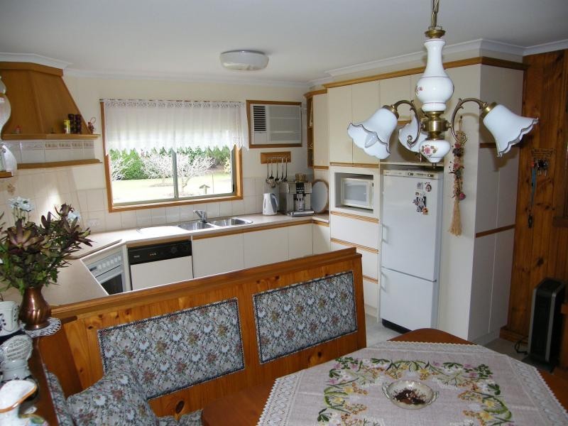 175 Gravelly Point, Raymond Island VIC 3880