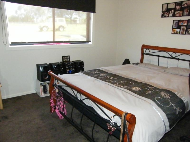 16 Maclure Drive, Bairnsdale VIC 3875