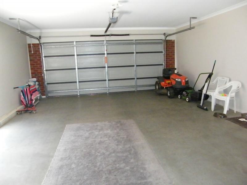 16 Maclure Drive, Bairnsdale VIC 3875