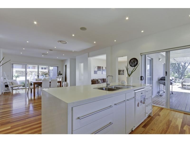 108 Newlands Drive, Paynesville VIC 3880