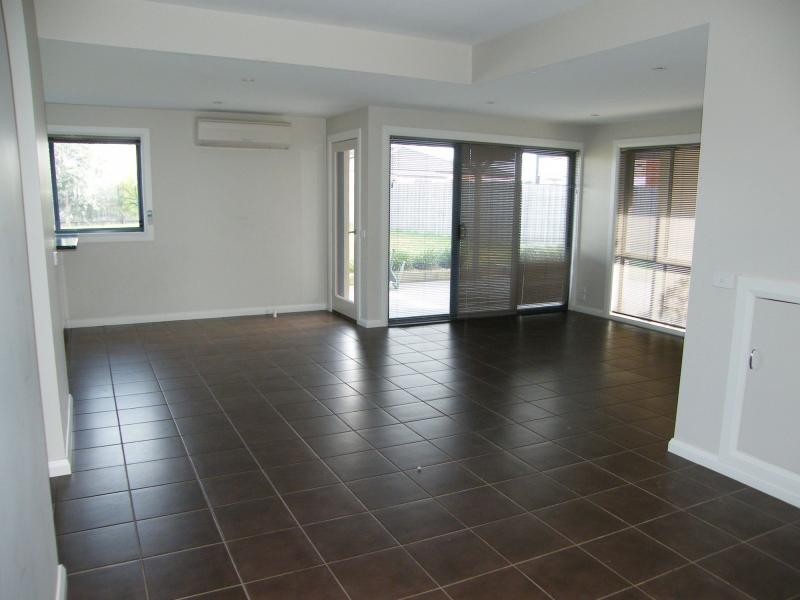 15 Eagle Bay Terrace, Paynesville VIC 3880