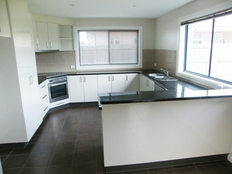 15 Eagle Bay Terrace, Paynesville VIC 3880