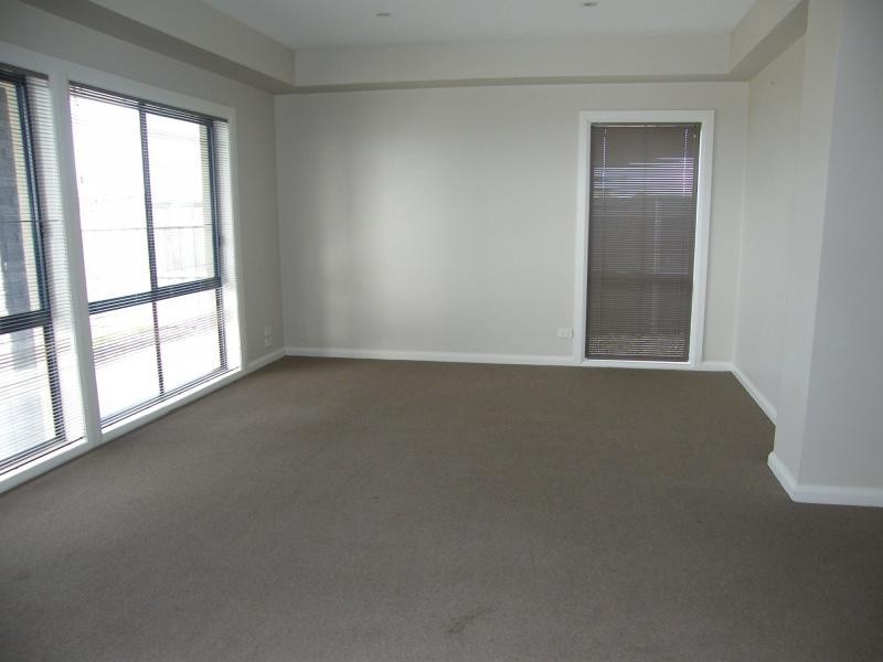 15 Eagle Bay Terrace, Paynesville VIC 3880