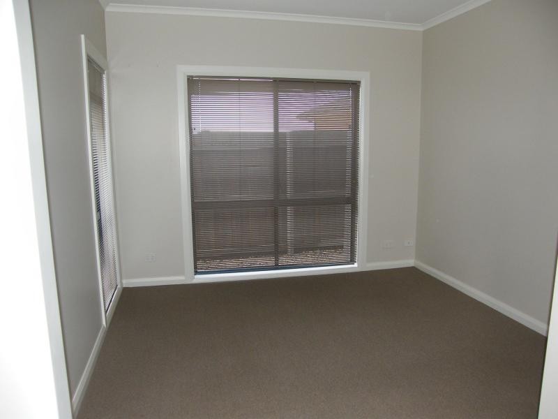 15 Eagle Bay Terrace, Paynesville VIC 3880