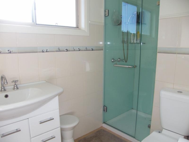 40 Fourth, Raymond Island VIC 3880